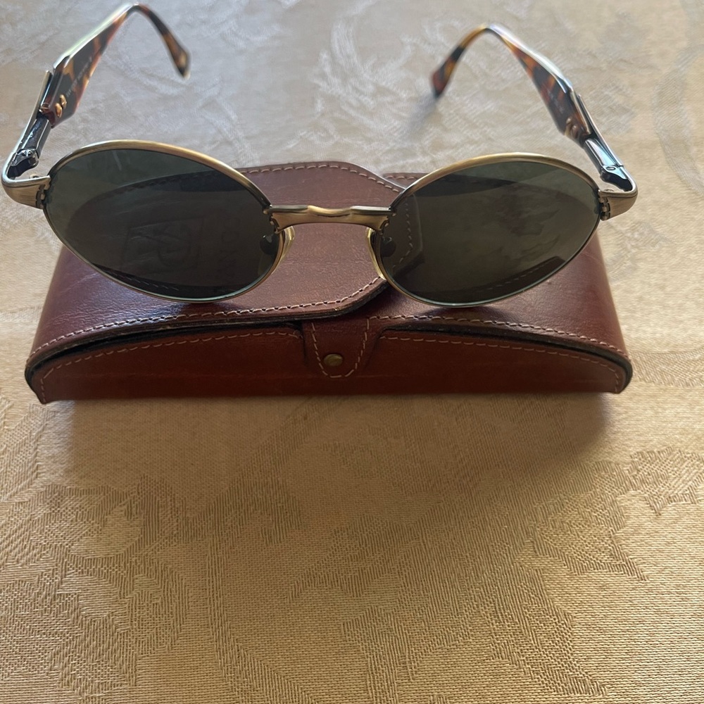 Van Gogh sunglasses with box (used) frame matte bronze temples tortoise vintage